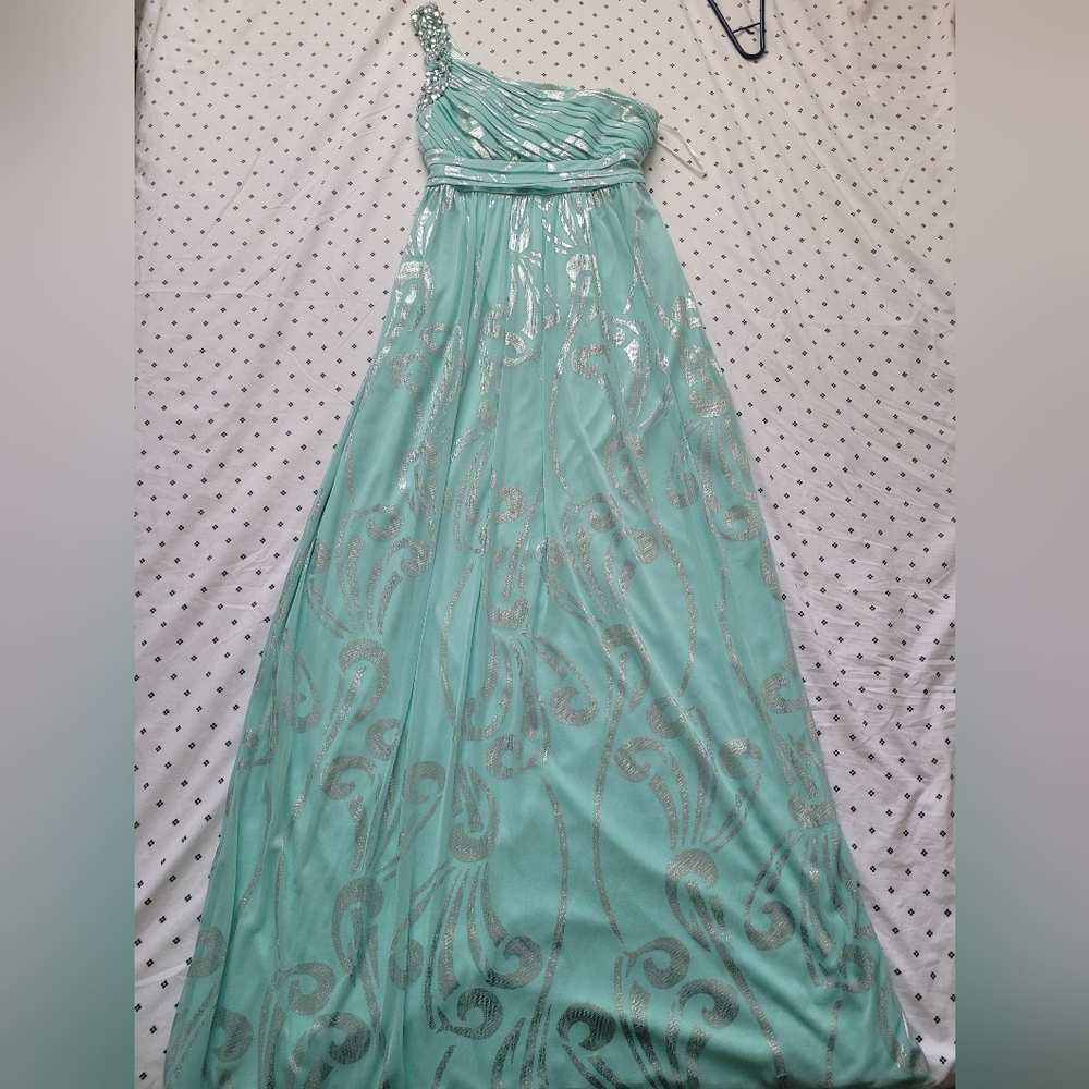 CITY STUDIO LONG DRESS size 7